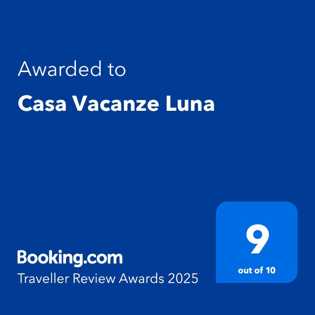Casa Vacanze Luna トーディ エクステリア 写真